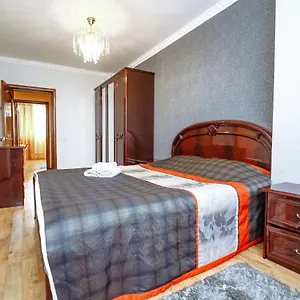 Two Bedroom On Syganak Street 64-1 Апартаменты