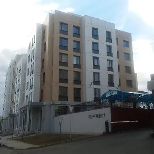 115 Expo Boulevard Апартаменты
